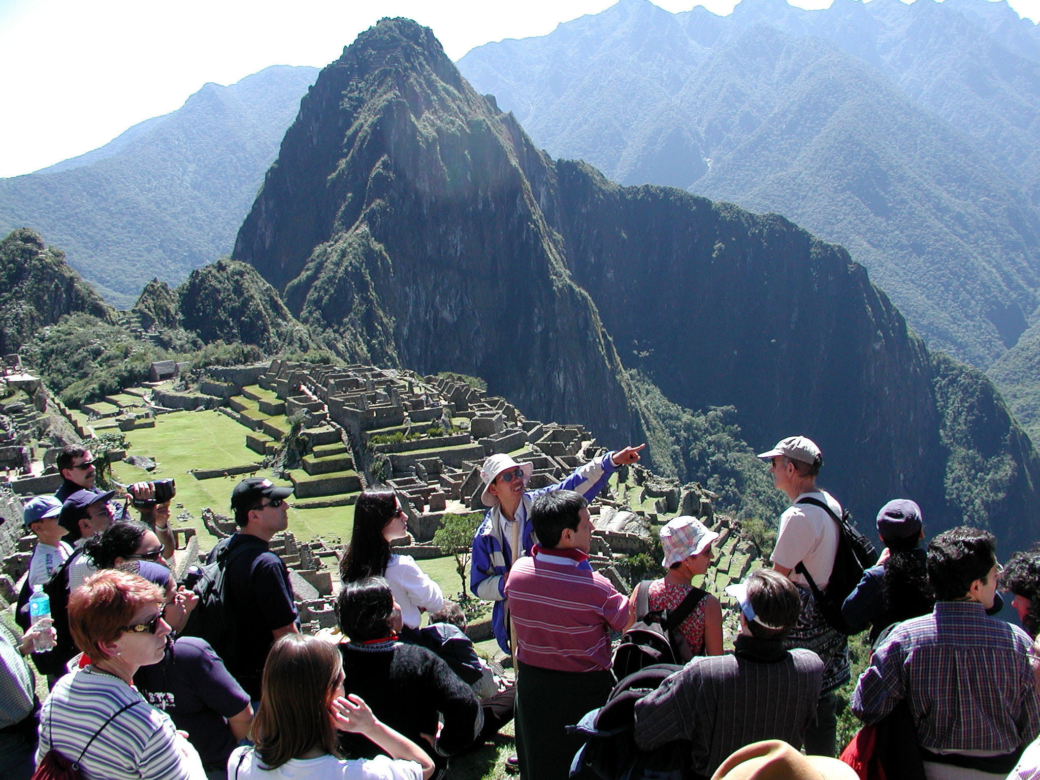 HOW TO HIRE A GUIDE FOR MACHU PICCHU